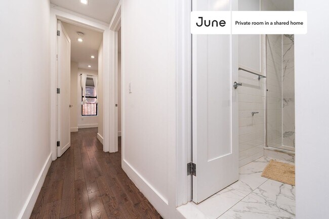 Building Photo - Room in Shared 4 bed/2 bath home in West Harlem