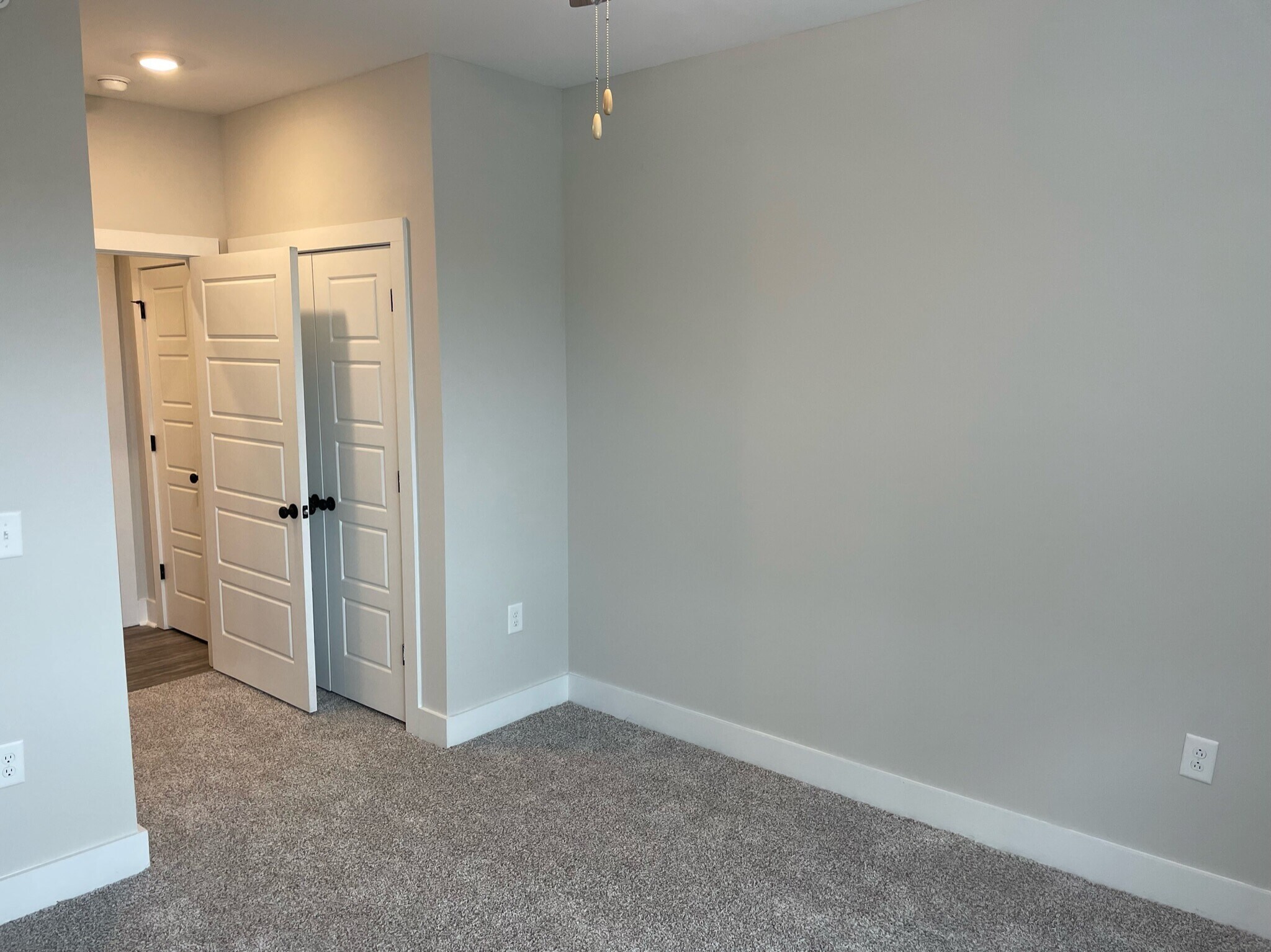 Building Photo - 395 S Crow Creek Dr NW
