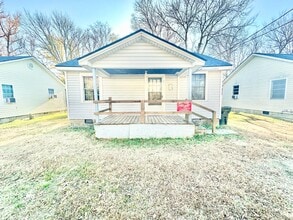 Building Photo - 211015001