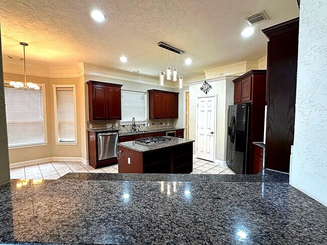 Building Photo - 10814 Keystone Fairway Dr