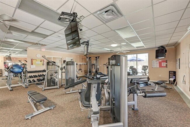 Building Photo - 6505 Stone River Rd