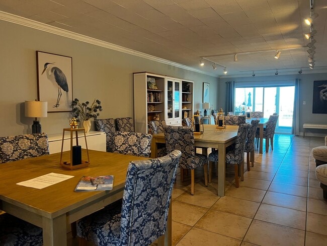 Building Photo - 2BD/2BA on the Gulf of Mexico!