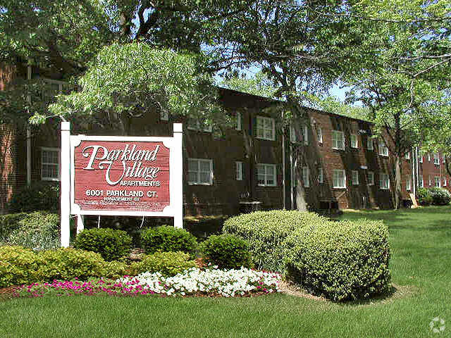 Building Photo - Parkland Village