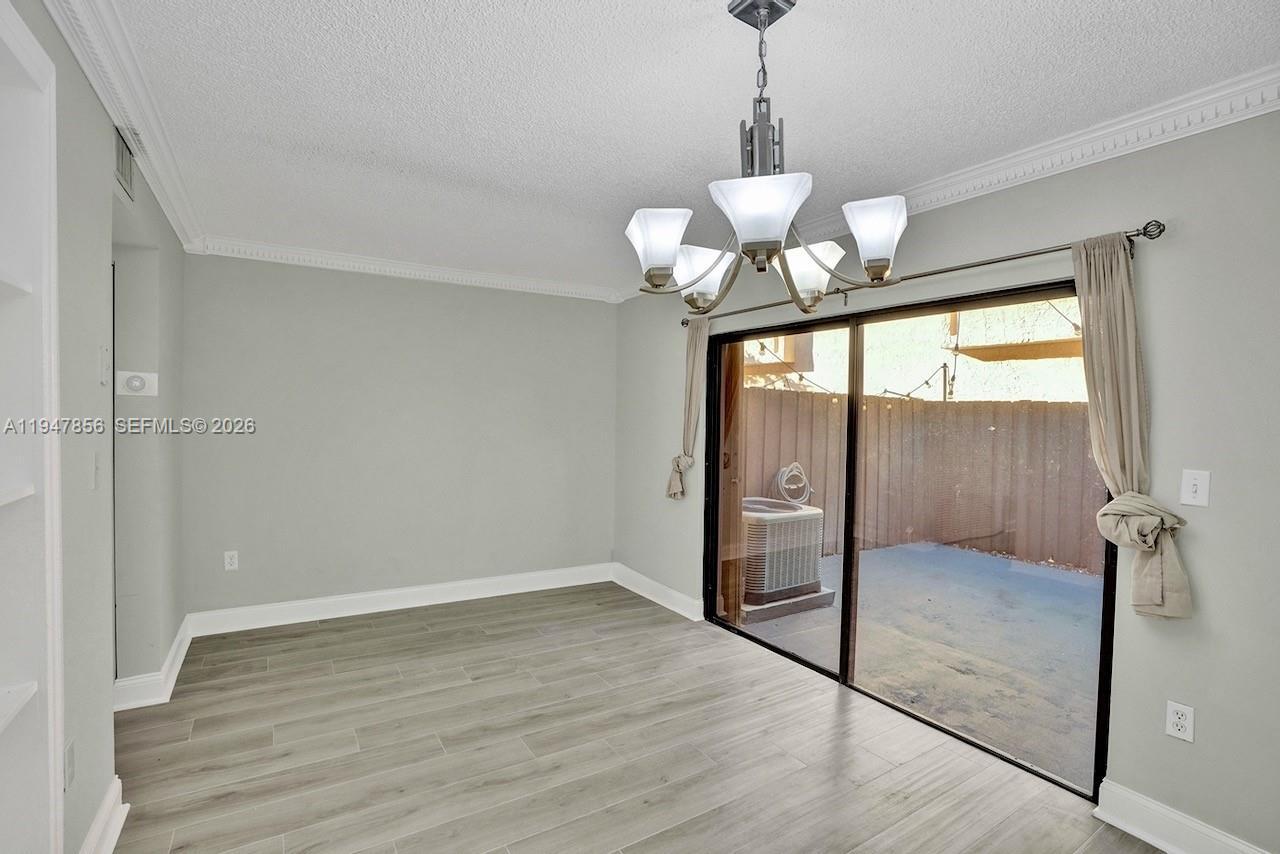 Building Photo - 10102 SW 77th Ct