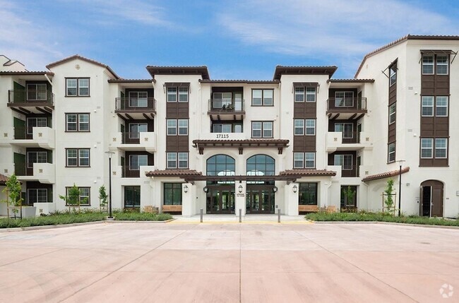 Building Photo - Deer Creek Apartments