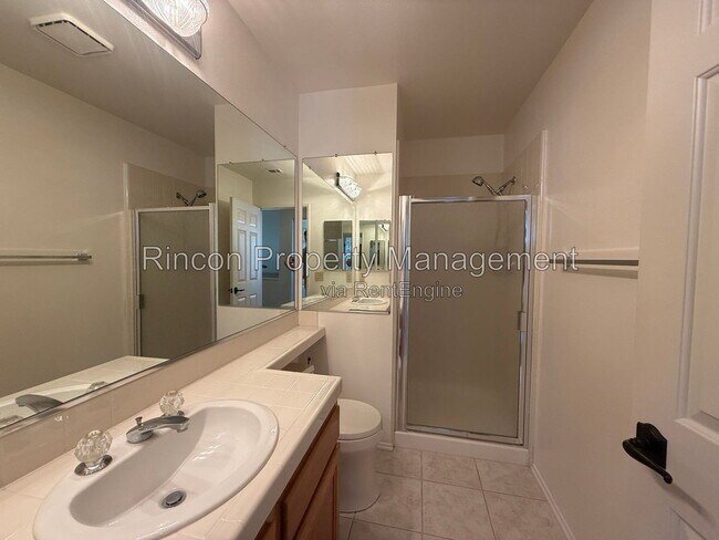Building Photo - 325 Blue Dolphin Dr