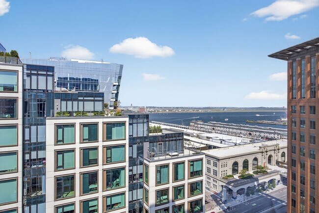 Building Photo - 135 Seaport Blvd