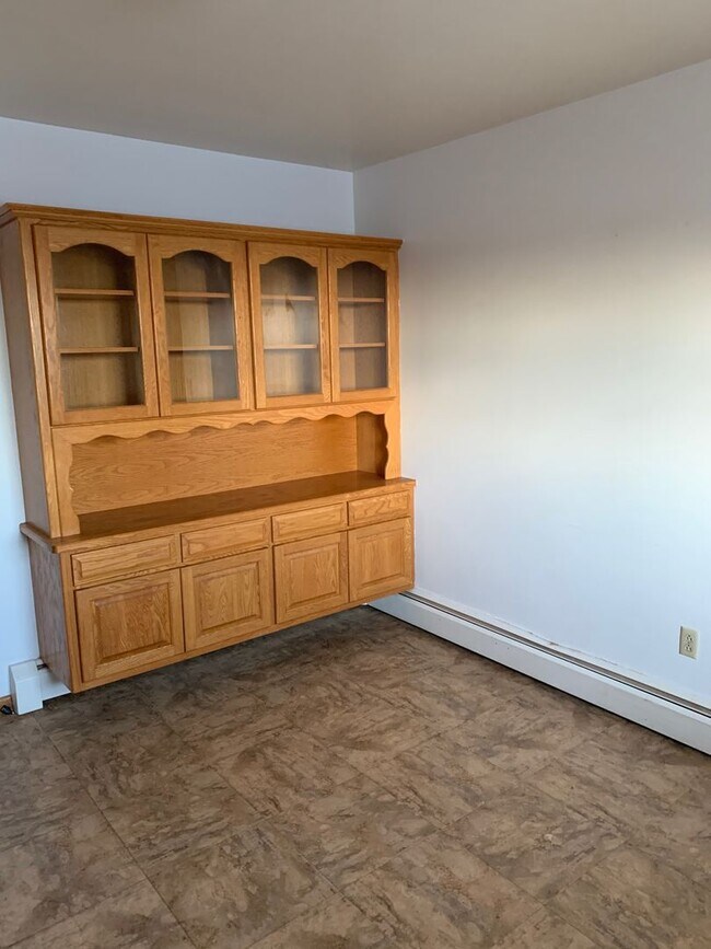 Building Photo - 601/603 9th St NW