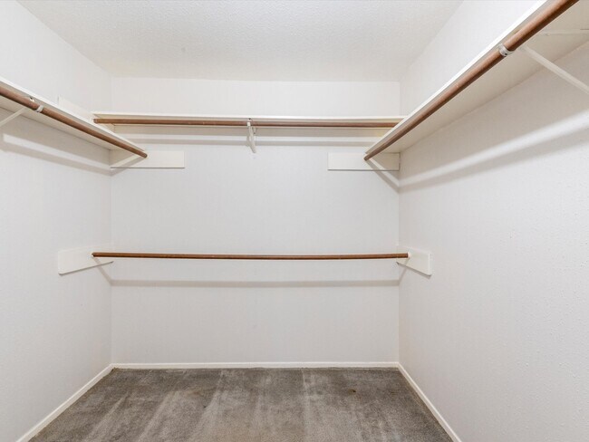 Building Photo - 13515 Wimbledon Oaks Dr