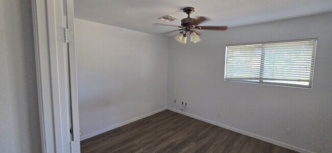 Building Photo - 3487 S Conestoga Rd