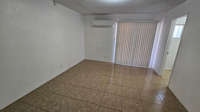 Building Photo - Winterhaven Small Apartment Community, Rem...
