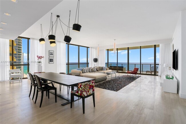 Building Photo - 17749 Collins Ave