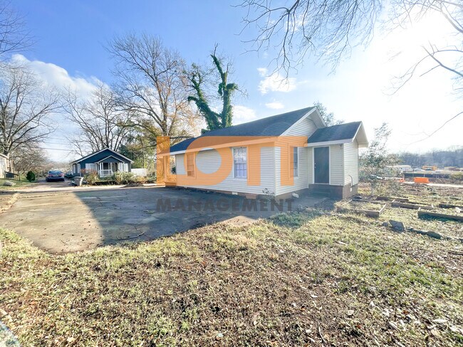 Building Photo - 1 Monroe St