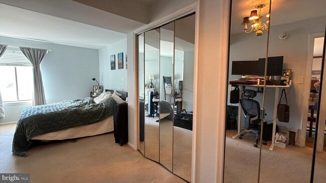 Building Photo - 403 Mountainview Dr