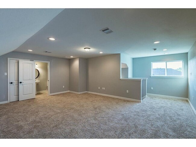Building Photo - 203 Seacrest Blvd