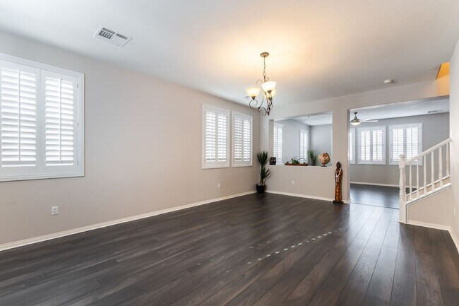 Building Photo - Summerlin West Resort Style Home