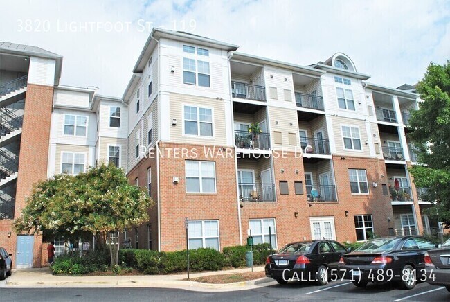 Building Photo - 3820 Lightfoot St