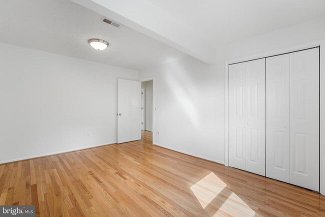 Building Photo - 13320 Scibilia Ct