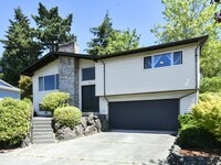 Building Photo - Spacious 3 Bedroom 2.25 Bath Home Renton Talbot Hill Area Available Now!