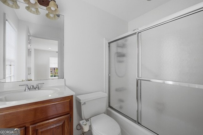 Building Photo - 3303 Greencastle Chase NE