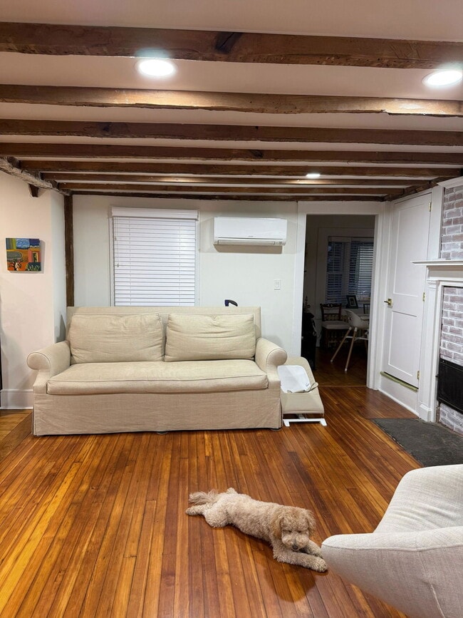 Building Photo - 354 Highland Ave