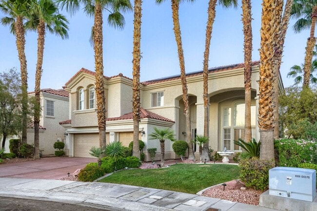 Building Photo - 5 Bedroom Luxury Home In Peccole Ranch!