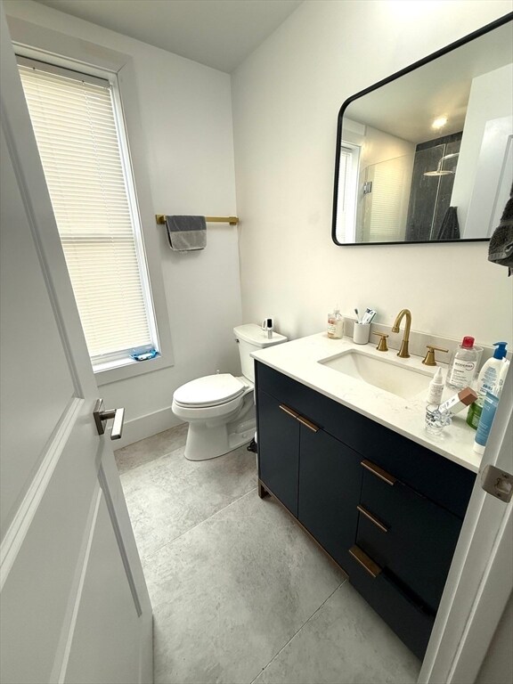 Building Photo - 16 Delle Ave