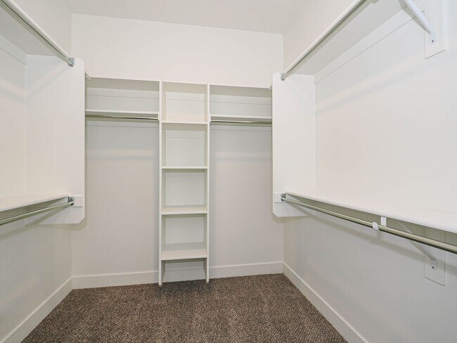 Building Photo - 3 Bedroom, 2.5 Bathroom in South Jordan