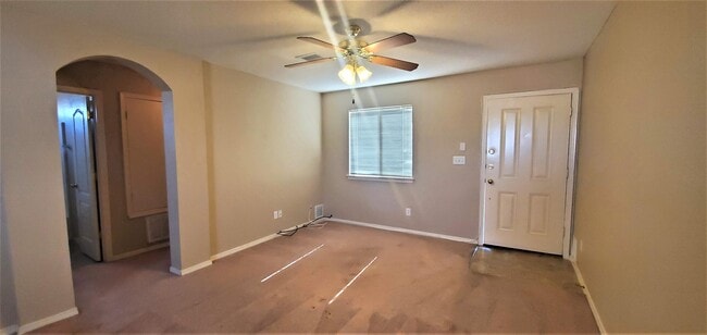 Building Photo - 3408 Blue Earth Ln