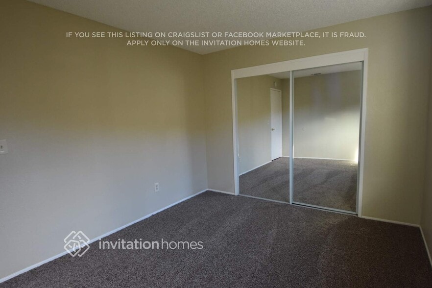 Building Photo - 9926 Burline St