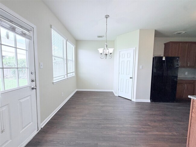 Building Photo - 7403 Bering Landing Dr