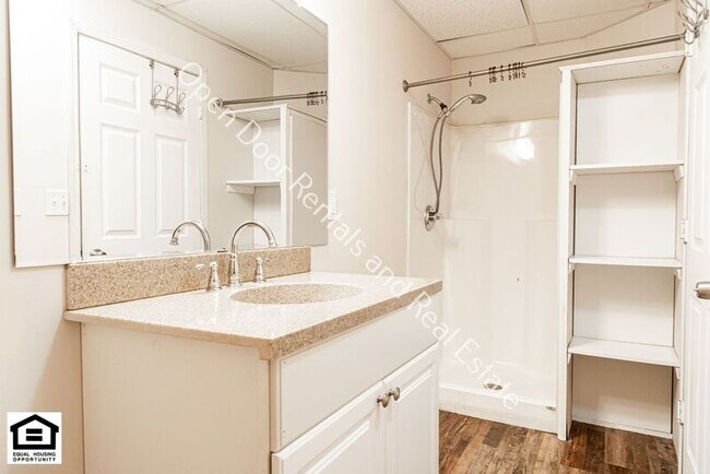 Building Photo - 17425 IN-37