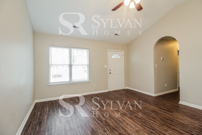 Building Photo - Lease today! No extra charge for contentme...