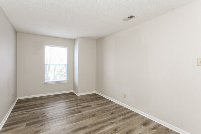 Building Photo - 10743 Timothy Ln