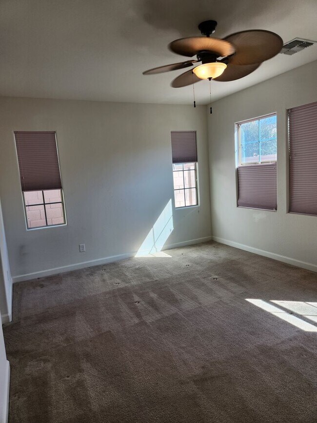 Building Photo - 3bd 2 ba Home in Balboa Way Chandler