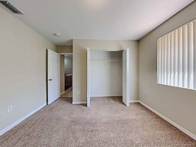 Building Photo - 15008 SW 112th Ln