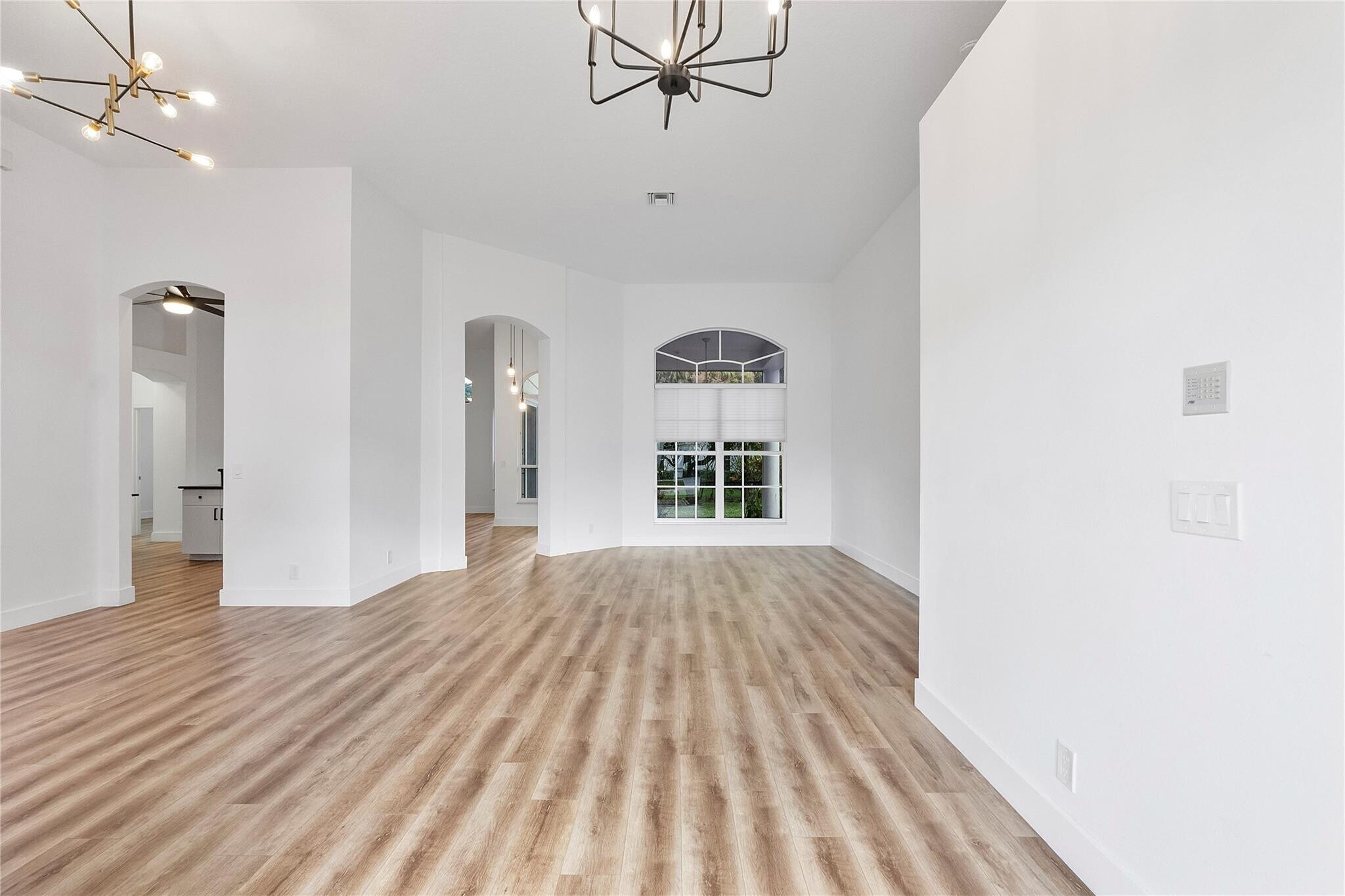 Building Photo - 22324 Rushmore Pl