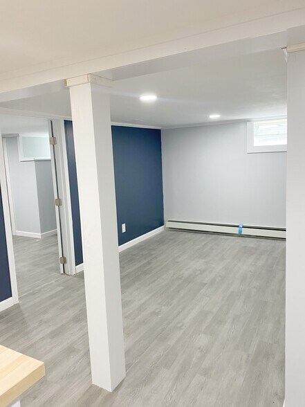 Building Photo - 124 Haverhill St