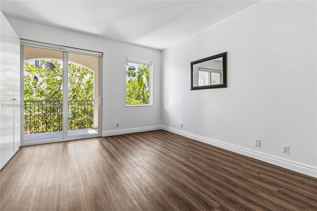 Building Photo - 3700 Island Blvd