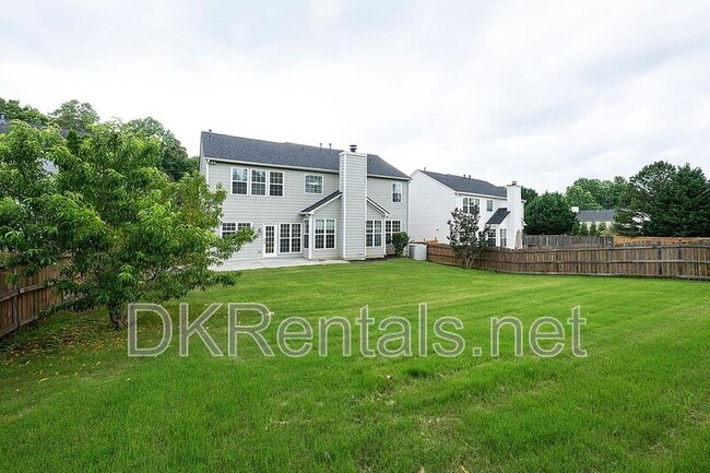Building Photo - 804 Araya Ct