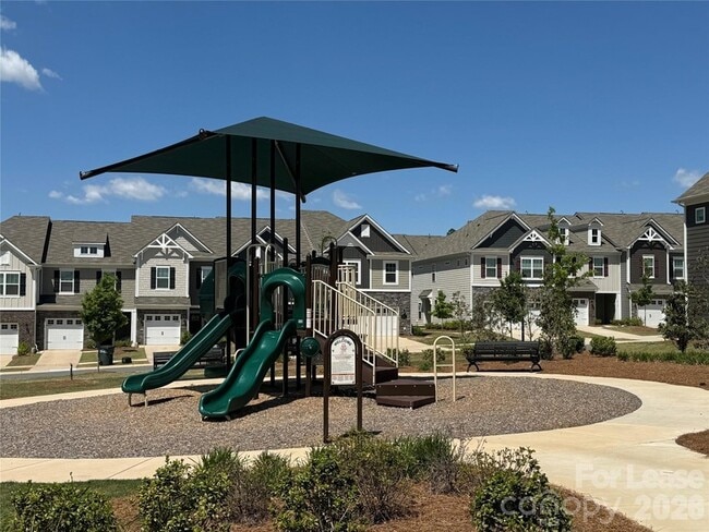 Building Photo - 7157 Bentz St