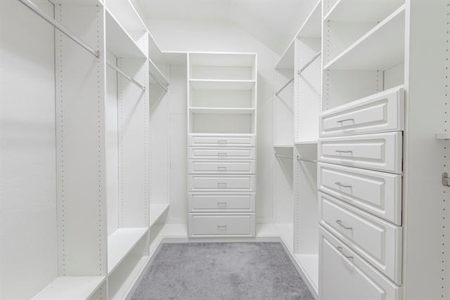 Building Photo - 861 Field Crossing