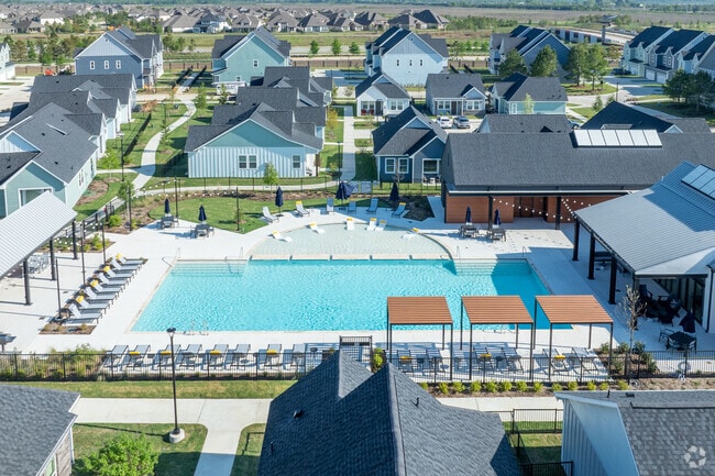 Building Photo - Wingspan At Bridgeland