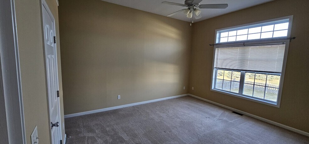 Building Photo - 5113 Minuteman Ln