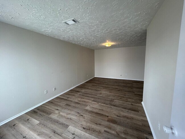 Building Photo - 11311 Angelique Dr