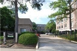 Primary Photo - 2207 S Braeswood Blvd