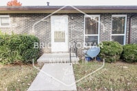 Building Photo - 507 S Cedar St