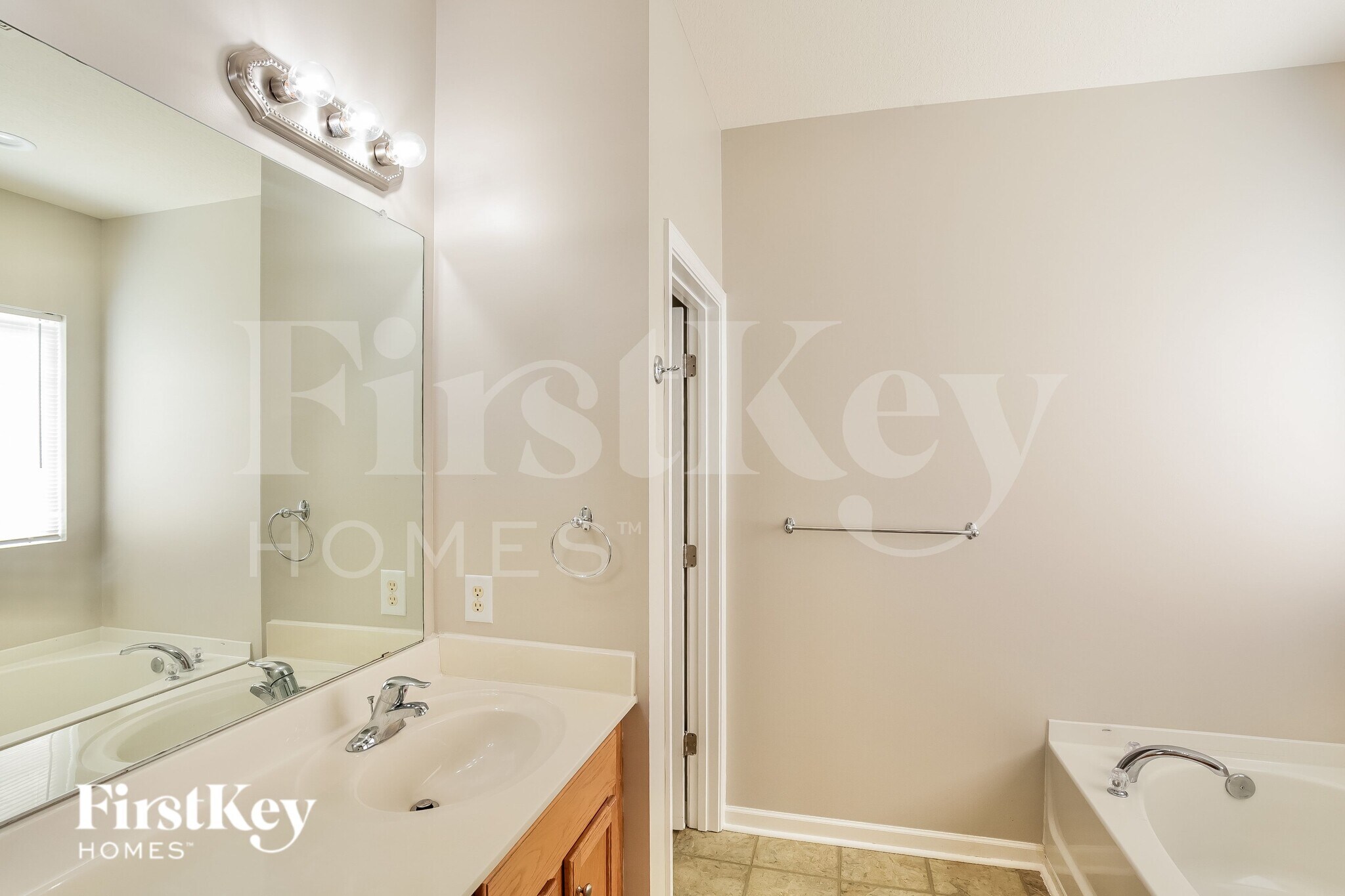 Building Photo - 5611 David Christian Pl