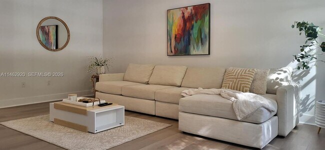 Building Photo - 2069 S Ocean Dr