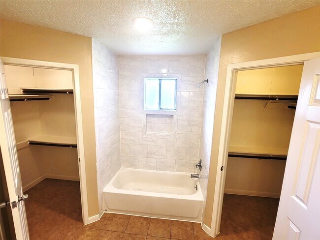 Building Photo - 20214 Smithfield Crossing Ln